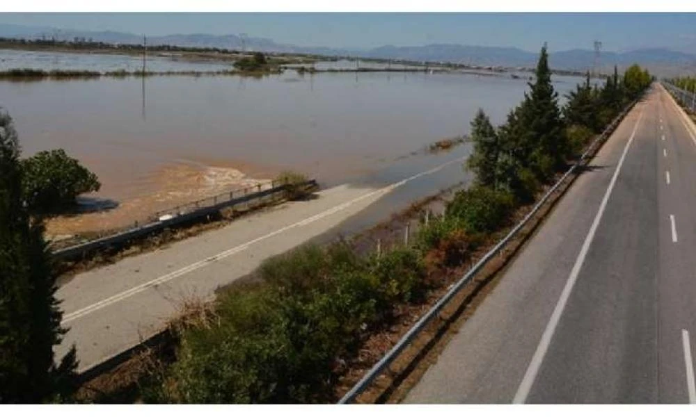 Ανοιχτή από σήμερα και για βαρέα οχήματα η εθνική οδός Αθηνών-Θεσσαλονίκης